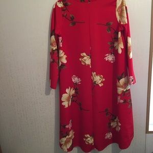 Maxi dress red with flowers